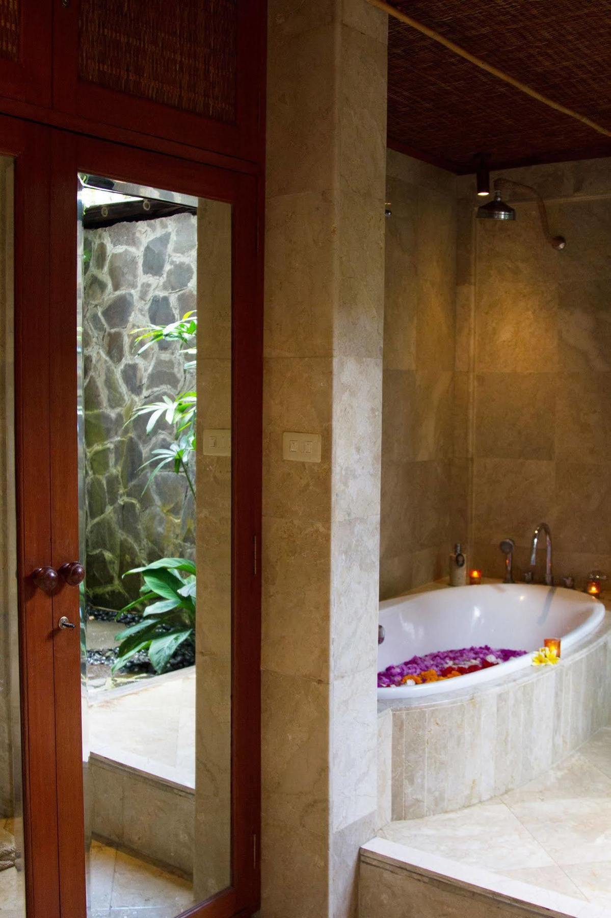 Villa Gaia Ubud  Luaran gambar